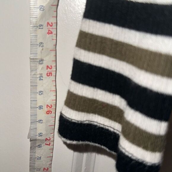 BCBGenaration Multicolor Striped Ribbed Crew Neck Long Sleeve Top Ladies Medium - Picture 6 of 6